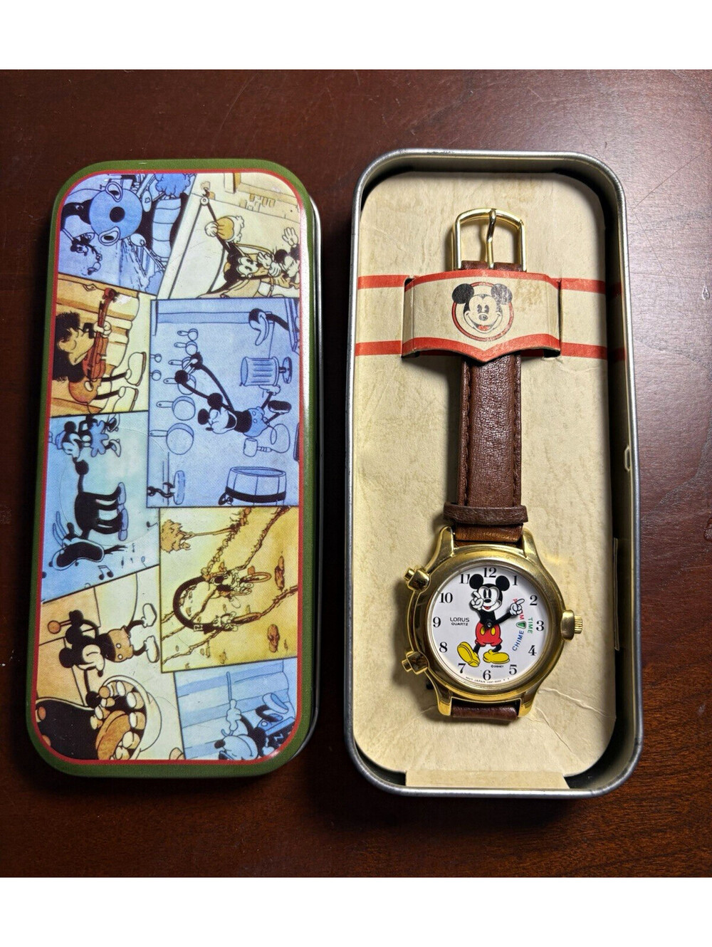 Rare Vintage Lorus Disney Mickey Mouse Alarm Chime Watch V69F-6000 W/ Tin